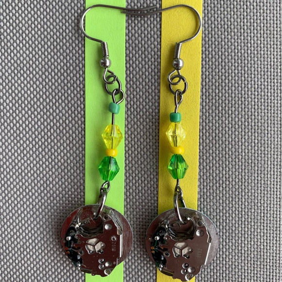 Recycled Watch Face - Picture 2 of 8